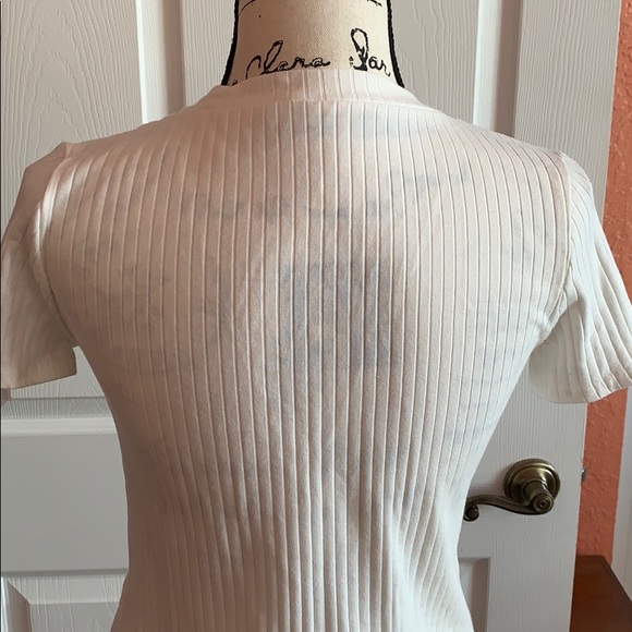 Off White Ribbed Crop Top - Picture 3 of 4